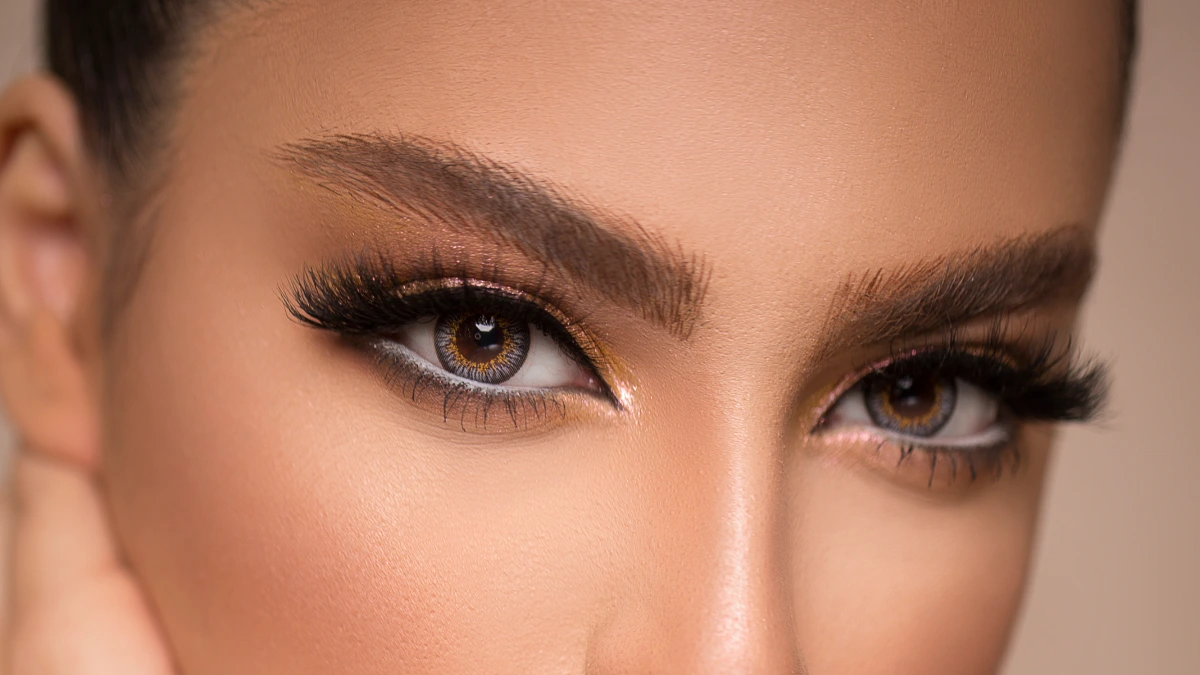 Extensions de cils professionnelles